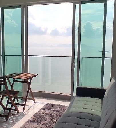 Infinite Seaview With Penang Bridge Suite With Sunrise Up To 11 Person Bayan Lepas Exterior foto